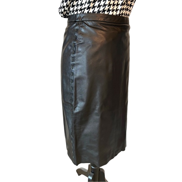 BCBGMAXAZRIA Black Mid-length Leather Skirt Size 4 - Picture 5 of 5